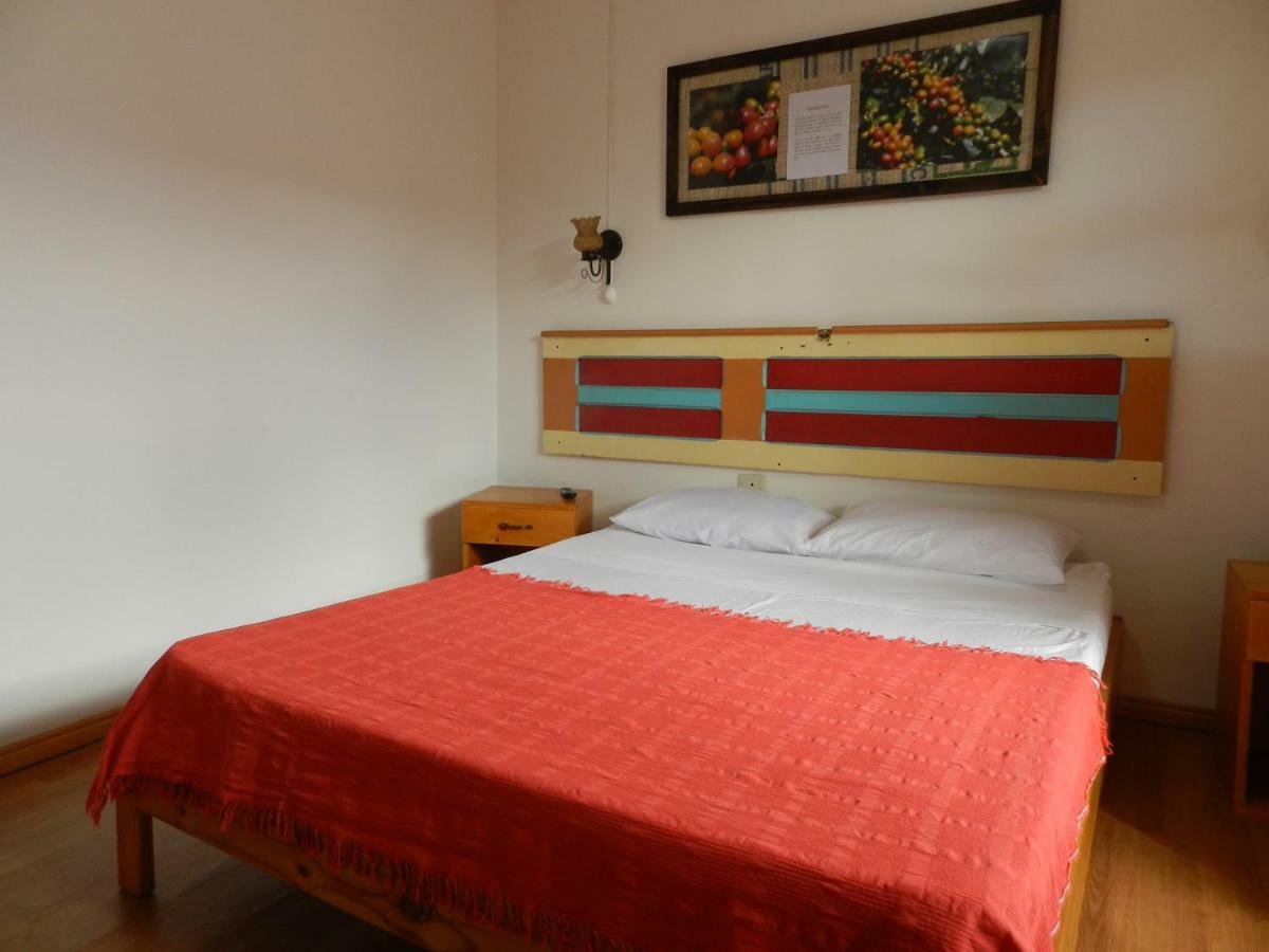 Hostal Don Jose Santa Rosa de Cabal Exterior foto